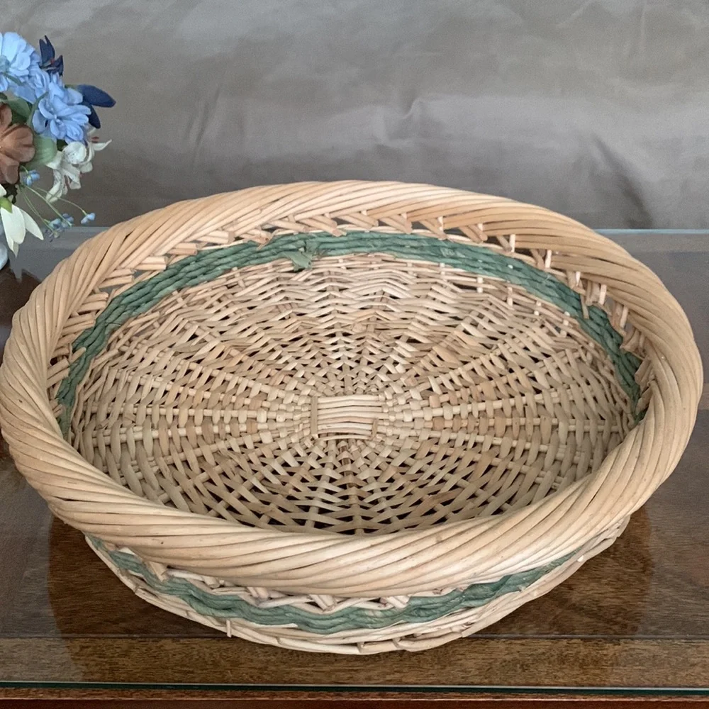 Round Rattan Fruit Basket Bowl Wicker Food Tray Weaved Large Serving Dining